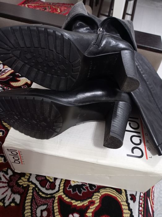 Сапоги женские 36 р