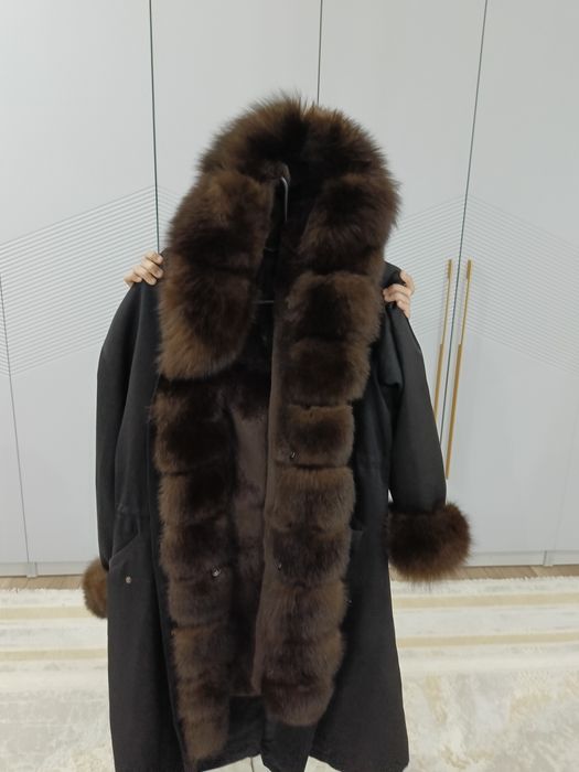 Продам парку 50-52размер