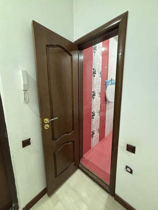 Продам межкомнатные двери