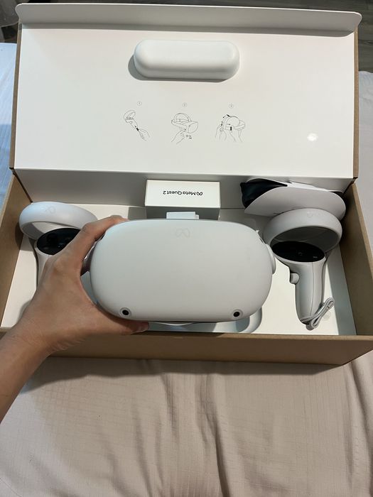 Meta Quest 2 256GB – Stare impecabilă, cutie originală