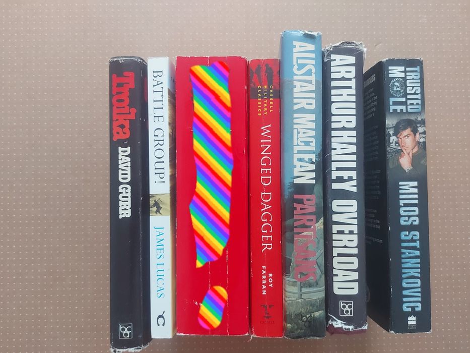 Книжки на английском по 5000тг