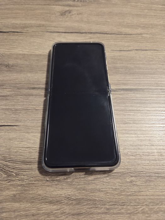 Samsung A04s и Motorola 40 За части или ремонт