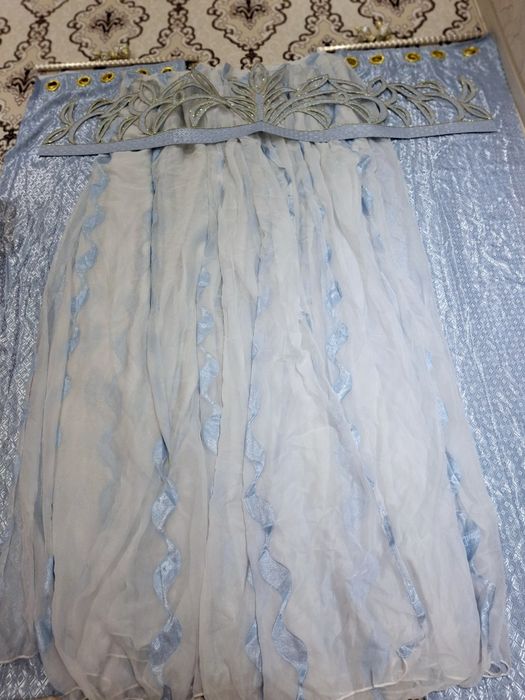 Har qiyli turdegi perdeler satiladi