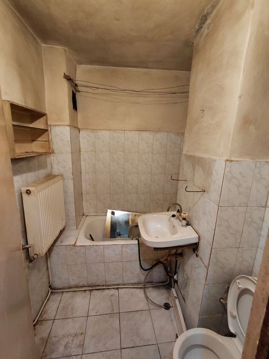 Garsoniera in Oprișani spate la Materna 27.72 mp.