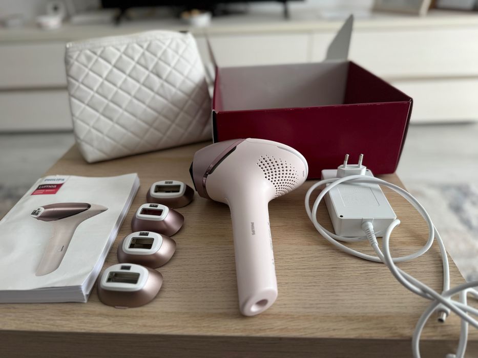 Philips Lumea IPL 9000, Series BRI958 - Nou, cu 4 capete