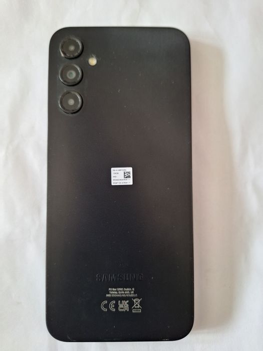 Telefon second hand bine intretinut si functional