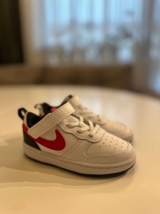 Маратонки NIKE Court Borough