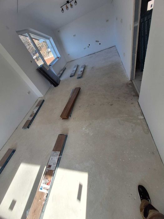 Монтаж на ламиниран паркет - качествено,чисто и на добра цена -Ламинат