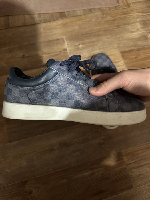 кроссовка Louis Vuitton