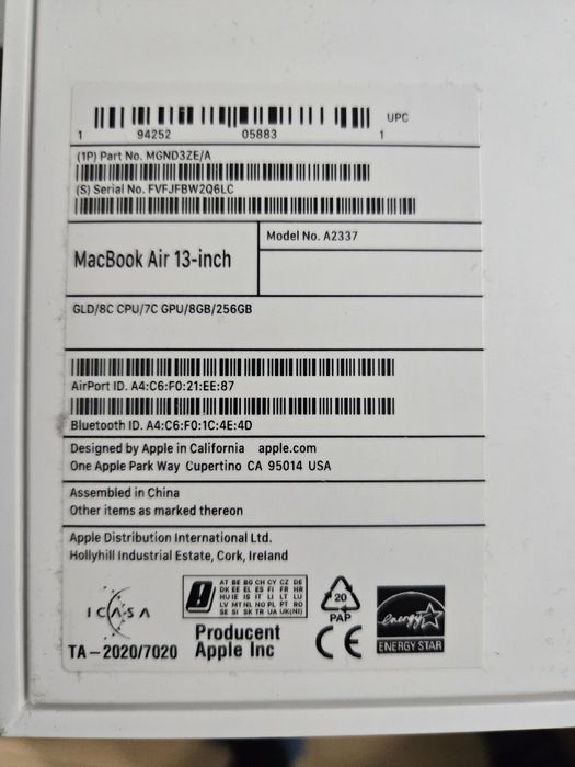 Apple Macbook 13 Retina 8GB si 256 GB SSD