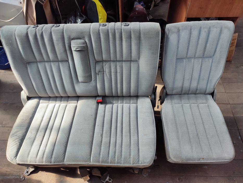 Сиденья Mitsubishi Delica квадрат 2-ой 3-й ряд