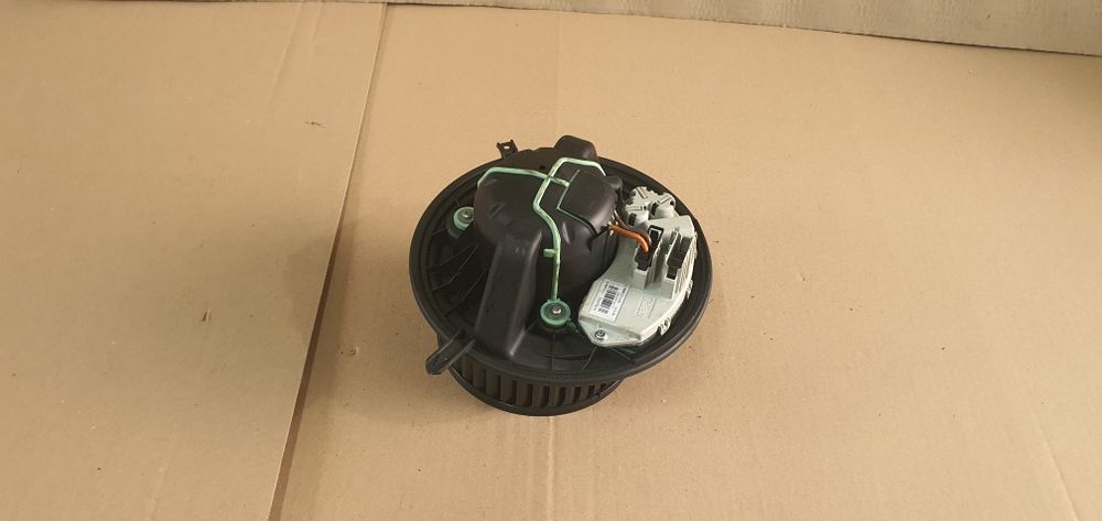 Aeroterma ventilator habitaclu bmw seria 1, 3 x1 e87 e81 e90 e91 e84