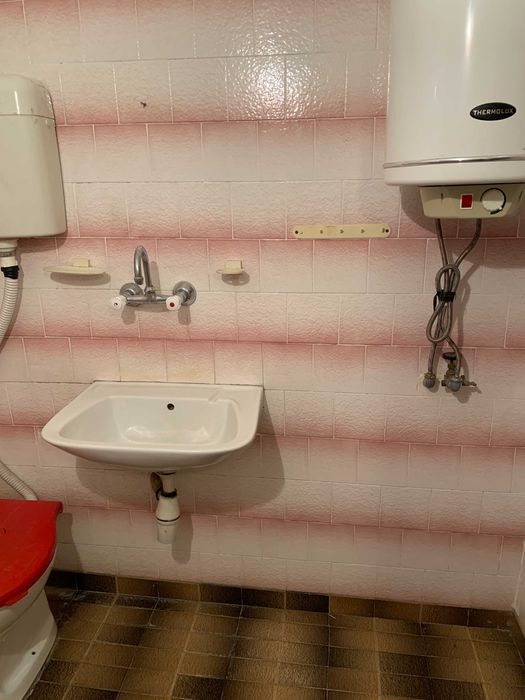 Продава се Двустаен апартамент в Карлово - 67 кв.м за 1239 €/кв.м - Снимка #13