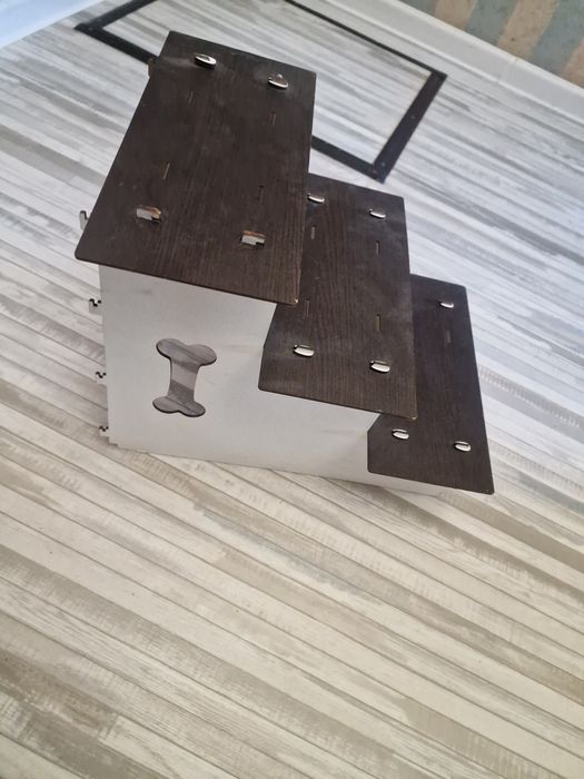 Продам домик для кошки, кролика