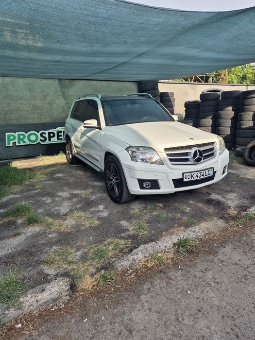 Mercedes glk sotiladi
