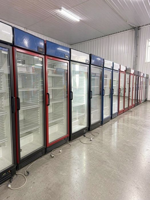 Продам холодилники витрина