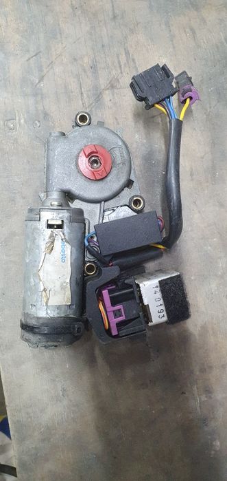 Суппорта,пружины,компрессор,Эл.моторчик люка Ауди с4