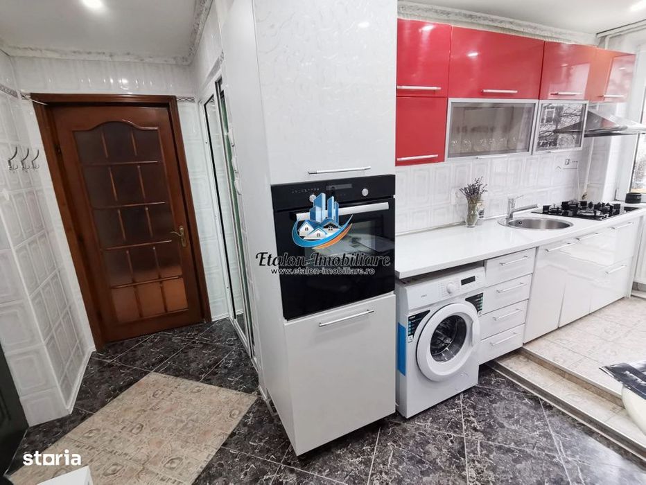 Apartament 2 camere, etaj 1, ultracentral, zona Muzeu Piatra Neamt