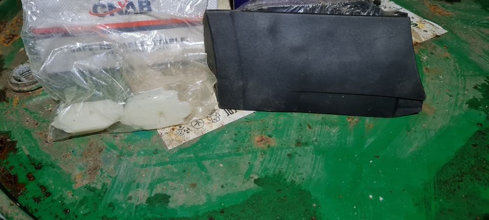 Запчасти на ауди А6 С4 2.0 объем