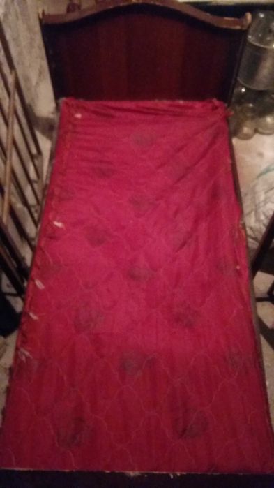 детский диван сотилади