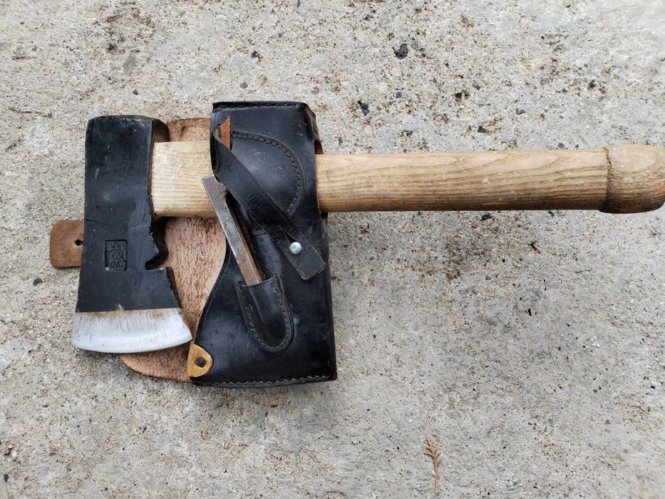 Немски пожарникарски брадви + колани