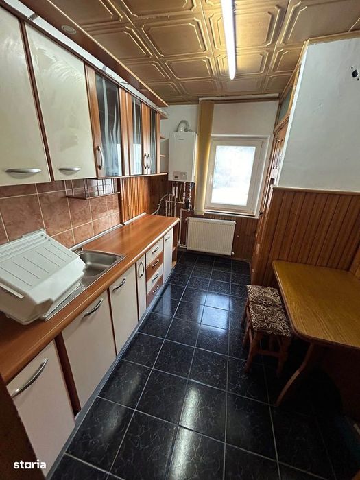 De inchiriat apartament 2 camere, zona scolii nr.1,mobilat si utilat