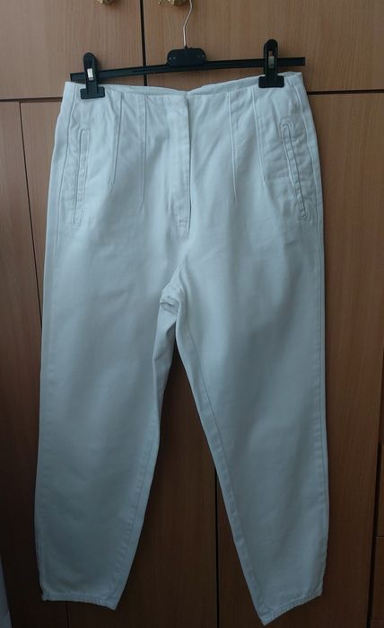 Дамски бял панталон