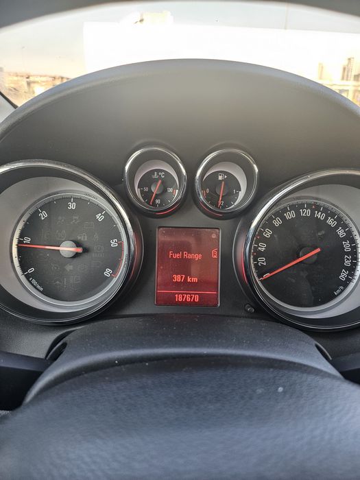 Opel Astra J 2012, 1.7 CDTI