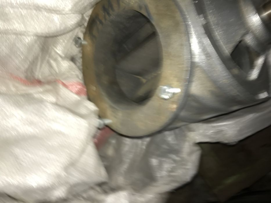 Мотор-редуктор продается 3-5 квт 100 оборотов