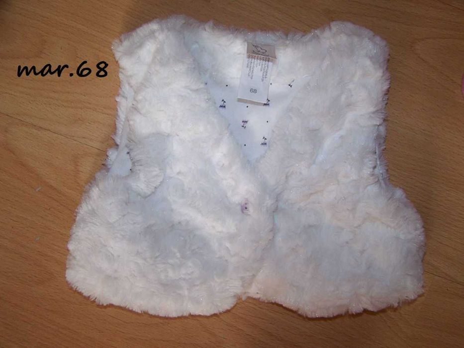 Fuste ,vesta de blana