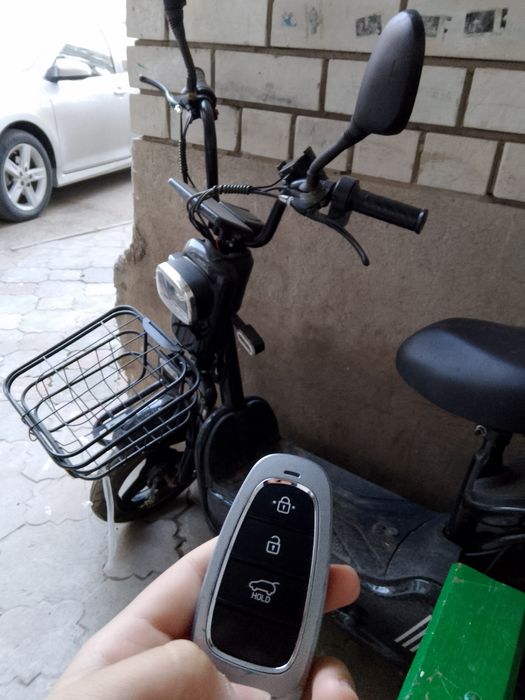 Продаётся электроскутер Kiwo