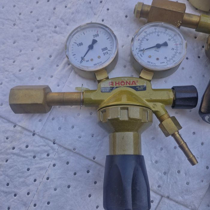 Reductor argon, CO2