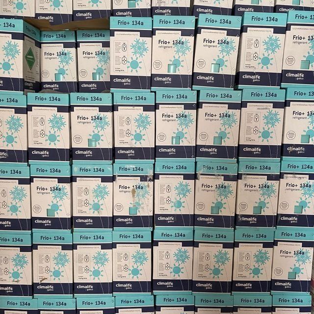 Zaprafka avto kanisaner R134a R1234a arginal fryom