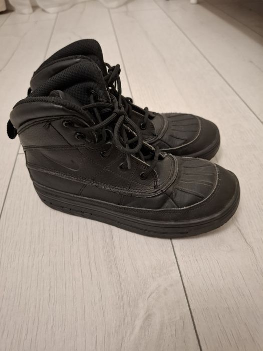 Ghete piele nike marimea 35 23 cm