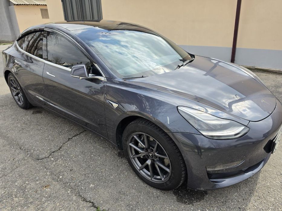 Tesla Model 3 Standard Plus