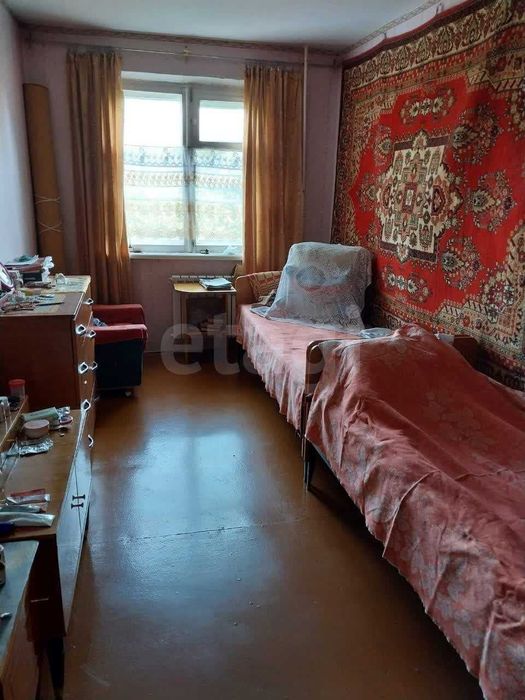 Продам  2-ком квартиру КСК