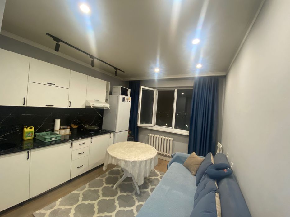 Продам квартиру в Жас канат