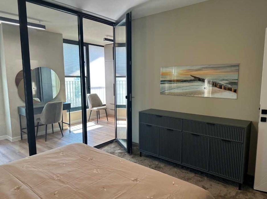 Дава се под наем Тристаен апартамент в Варна, Спортна зала - 141 кв.м за 1346.4 € - Снимка #8