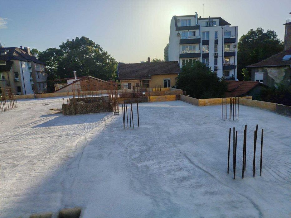 Банишора, двусраен ново строителство, тухла