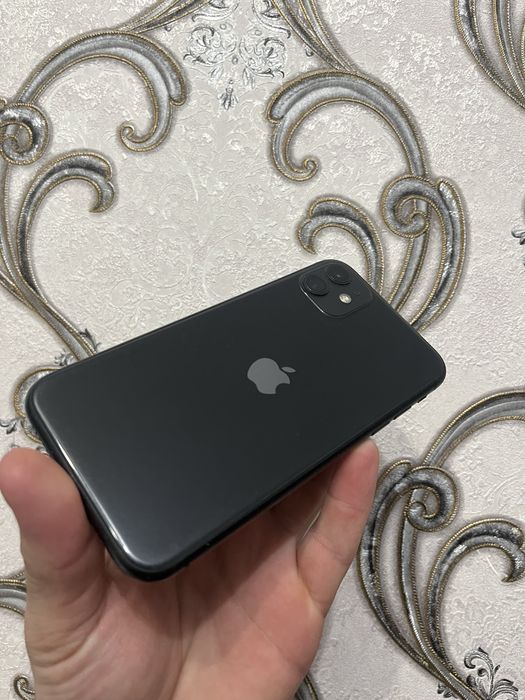 Продам iPhone 11 64gb.