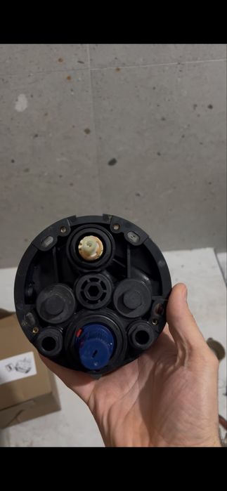 Unitate comanda Grohe termostata cu 1 sau 2 iesiri negru