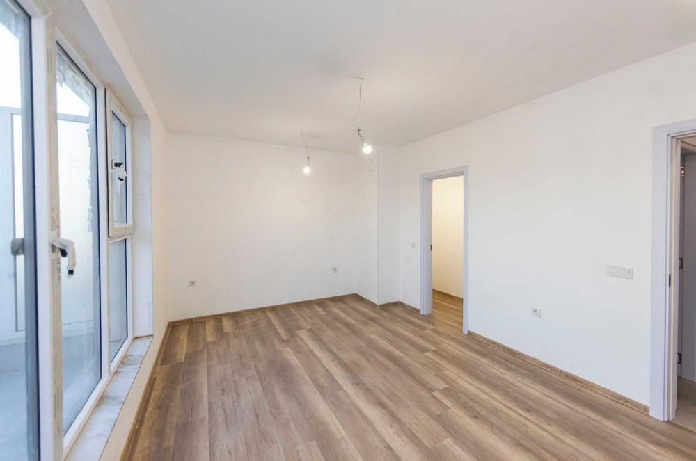 Продава се Двустаен апартамент в София, Център - 86 кв.м за 1477 €/кв.м - Снимка #3