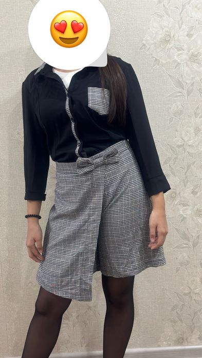 Продам костюм женский