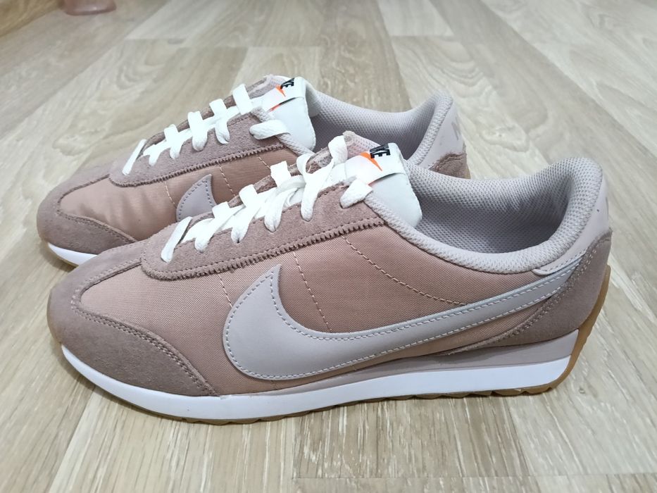 Adidași Nike Pacific mărimea 40
