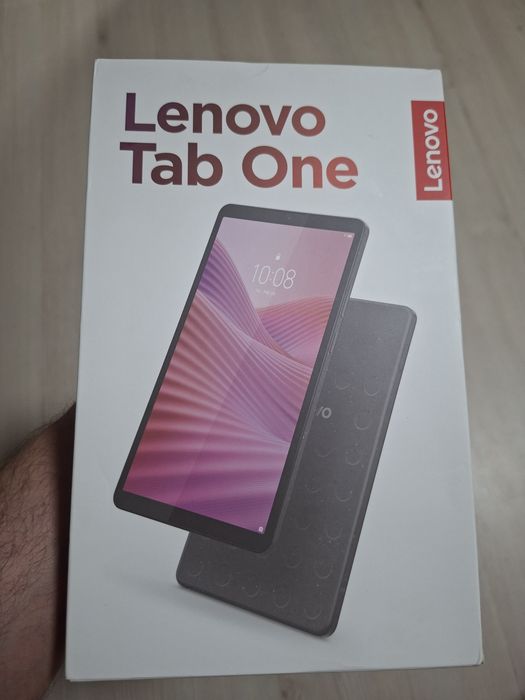 Vând tabletă   Lenovo !
