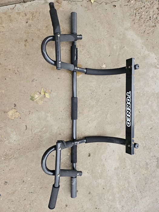 Турник дверной навесной