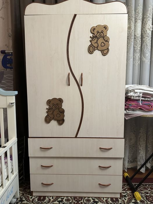 detskiy shkaf sotiladi holati zor