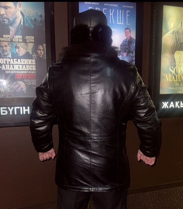 Срочно продам дублёнку мужскую