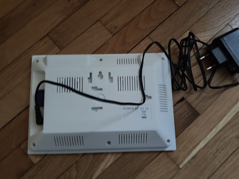 rama foto digitala diagonala 17 cm