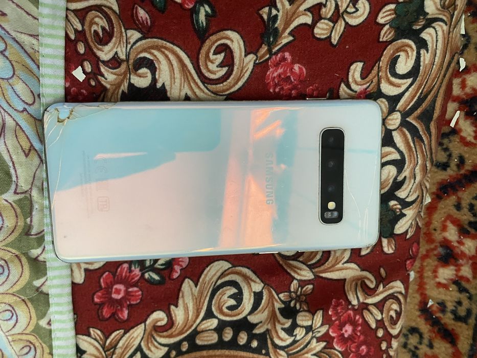 Samsung galaxy s10 вьетнамский